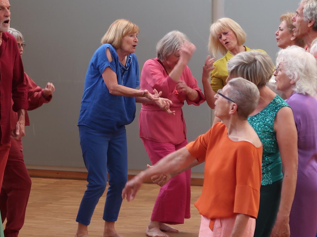 hildekuhlmann.de tanzcHor60+: Gut wieder hier zu sein